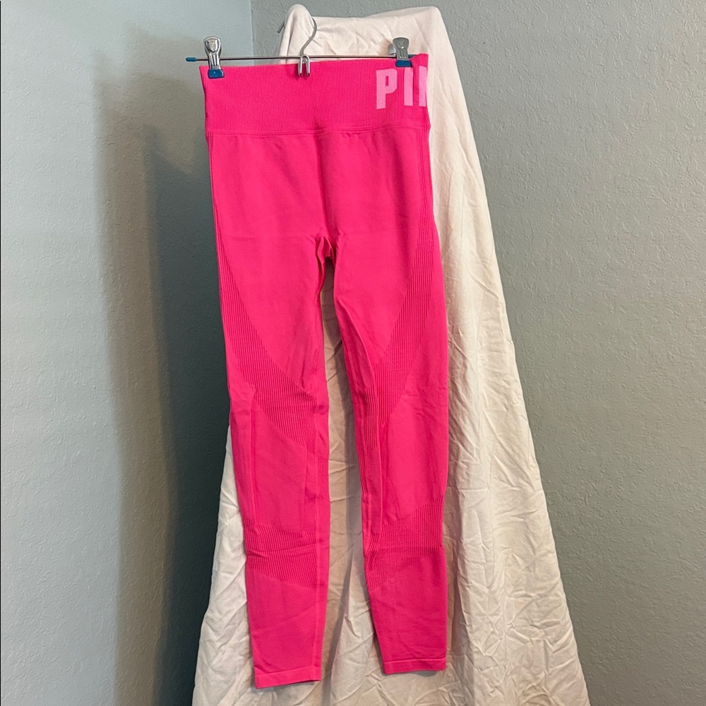 PINK Women's Leggings
